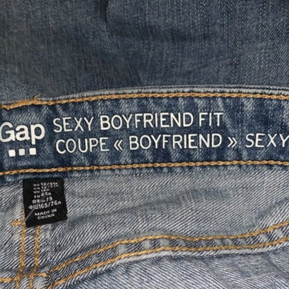 Gap Sexy Boyfriend Jeans 12/31 - Picture 3 of 3